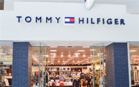 tommy hilfiger outlet locations.